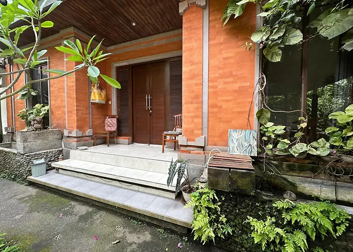 Tagel Karsa House Guest house *